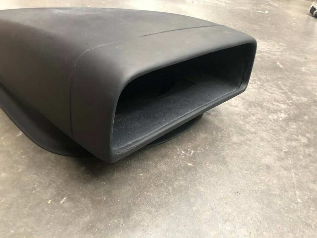 NEW BIG MOUTH FIBREGLASS PRO STOCK SNORKEL HOOD SCOOP SUIT FORD CHEV